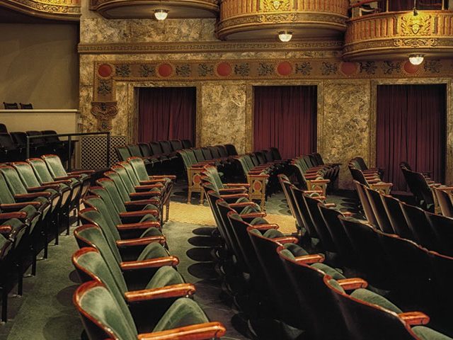 empy theater 640x480 - Descubra o Cinema de São Jorge